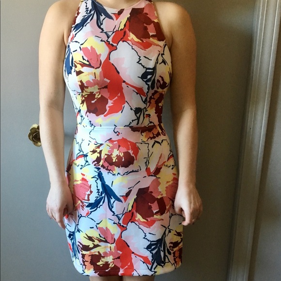Abercrombie & Fitch Dresses & Skirts - Abercrombie and Fitch Floral Cocktail Dress 🌺 EUC
